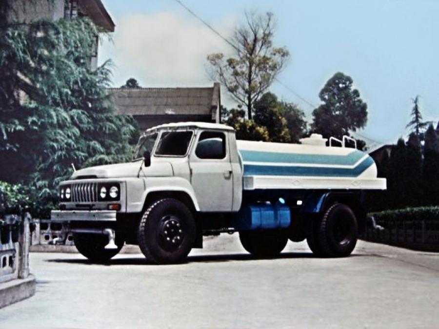  DongFeng Aeolus EQ140 1982 года  (фото 1 из 1)